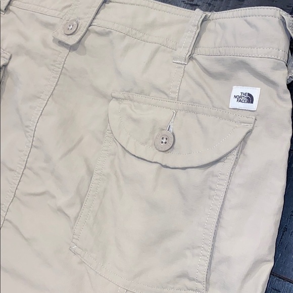 The North Face Sporty Hiking Khaki Utility Skirt - Picture 6 of 14